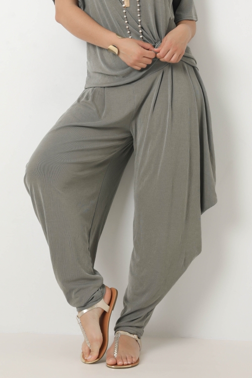 Pantalon de forme saroual en maille