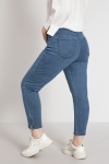 7/8 jeans with zip at the bottom