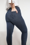 Jeans 7/8 avec zip au bas 