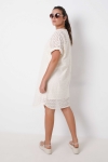 Robe en broderie anglaise 