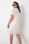 Robe en broderie anglaise 