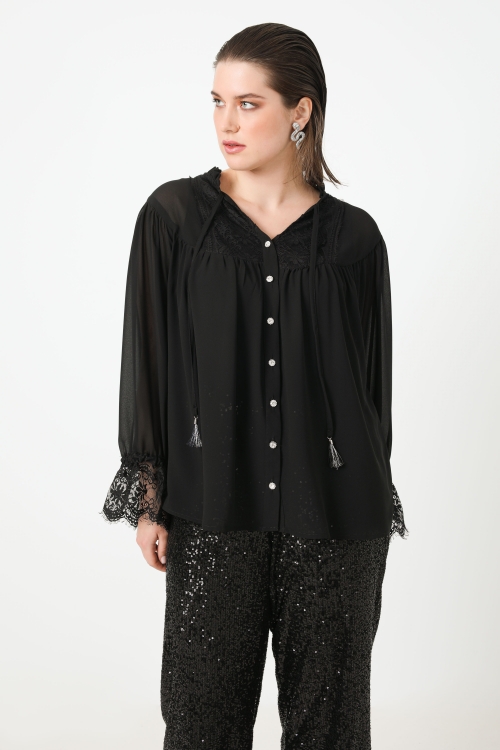 Plain voile shirt with lace bib