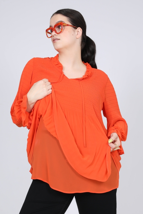 Pleated blouse in plain voile
