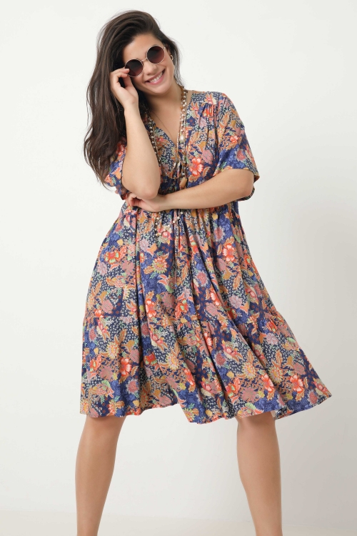 Mid-length dress in eco-responsible printed fibranne