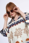 Oversized pattern printed shirt with base