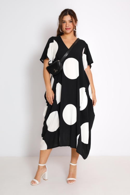 Long dress in big polka dot print