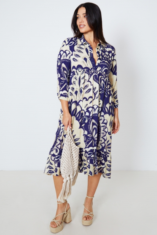 Long printed dress with a shirt collar