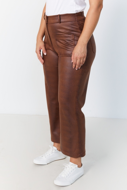Faux leather 7/8 pants