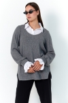 Chic sweater with poplin shirt effect underneath.