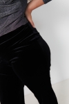 Straight pants in smooth stretch velvet