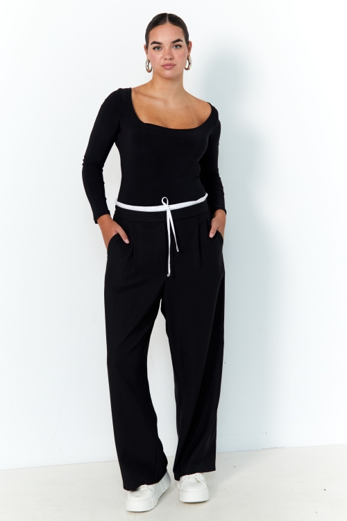 Wide double-waisted pants in highly elastic bimaterial