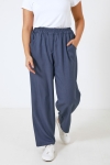 Plain elasticated straight pants 