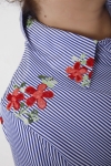 Chemise rayée avec broderie florale