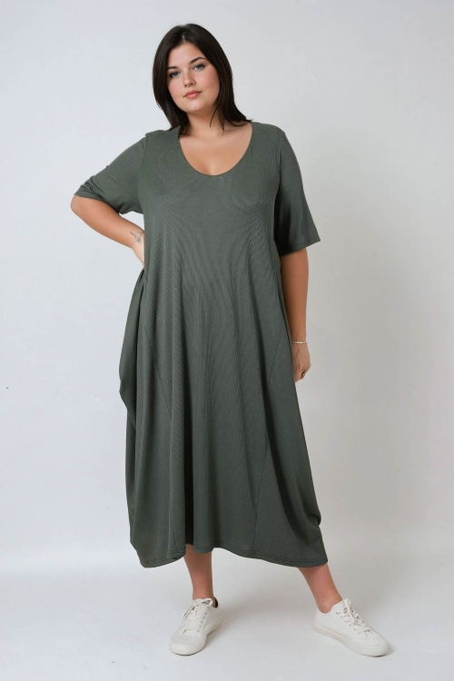 Long oversized dress in flowing knit 