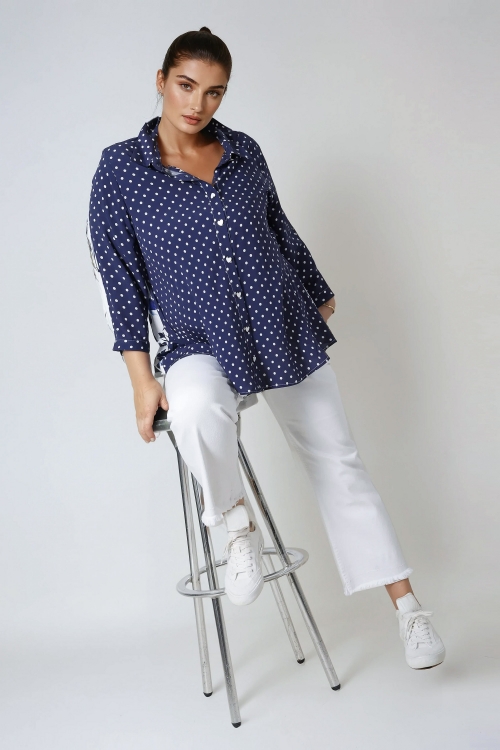 Chemise trapèze en viscose patch de pois et fleurs 