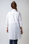 Long shirt in English embroidery and poplin