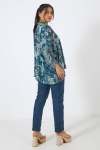 Blouse oversize en crêpe patch fleur et rayure.