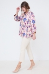 Trapeze-shaped shirt in floral print.