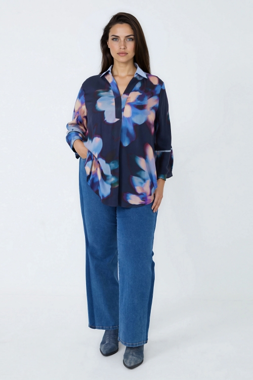 Ecovero printed viscose tunic with contrasting striped collar