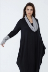 Long plain fleece dress with collar and removable mitten