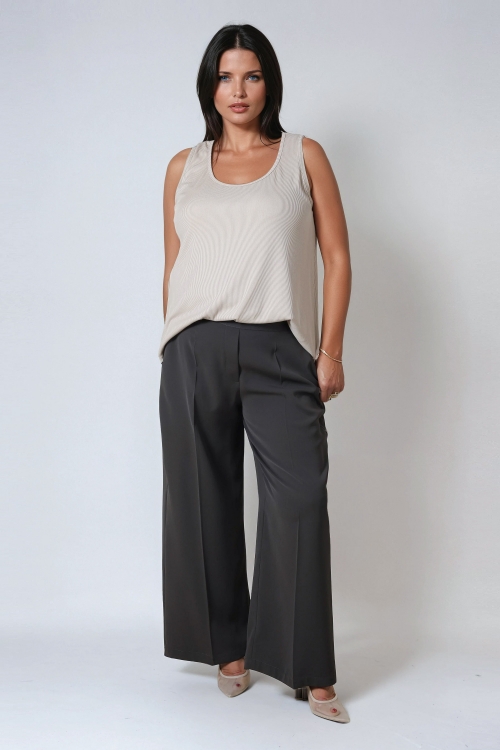 Plain tailored trousers with elasticated waist