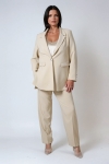 Plain tailored jacket with side slits