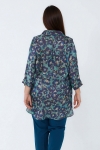 Fluid shirt in viscoseecovero with blue-green floral print