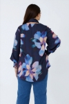 Flowy blouse with floral print - elegance and lightness