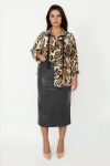 Flowy animal print viscose shirt - wild elegance