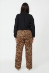 Pantalon droit effet daim imprimée léopard
