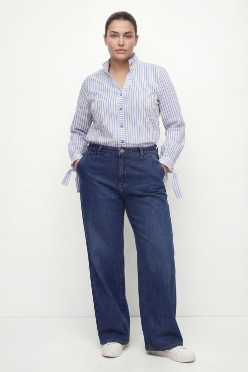 Striped cotton shirt with natural elegance