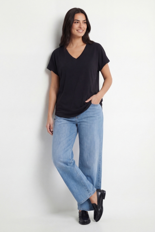 Flowy oversized T-shirt in ribbed viscose modal