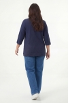 Ribbed knit T-shirt with a round neck and 3/4 sleeves, made of viscose, linen, and elastane.